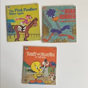 Warner Bros Kids Cartoon Book Set pink Panther Tweety and Sylvester Roadrunner